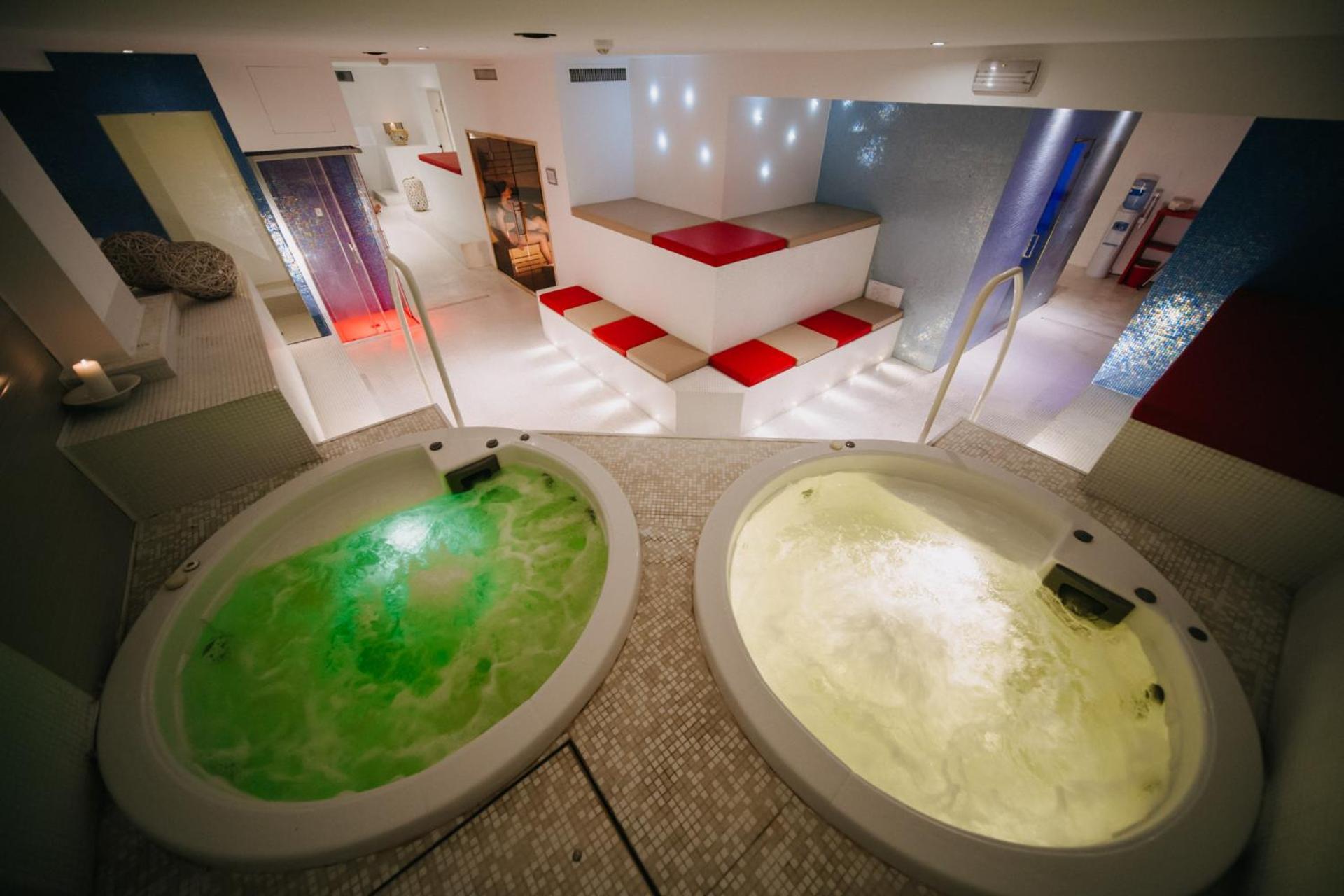 Hotel Lalla Beauty & Relax Cesenatico Luaran gambar