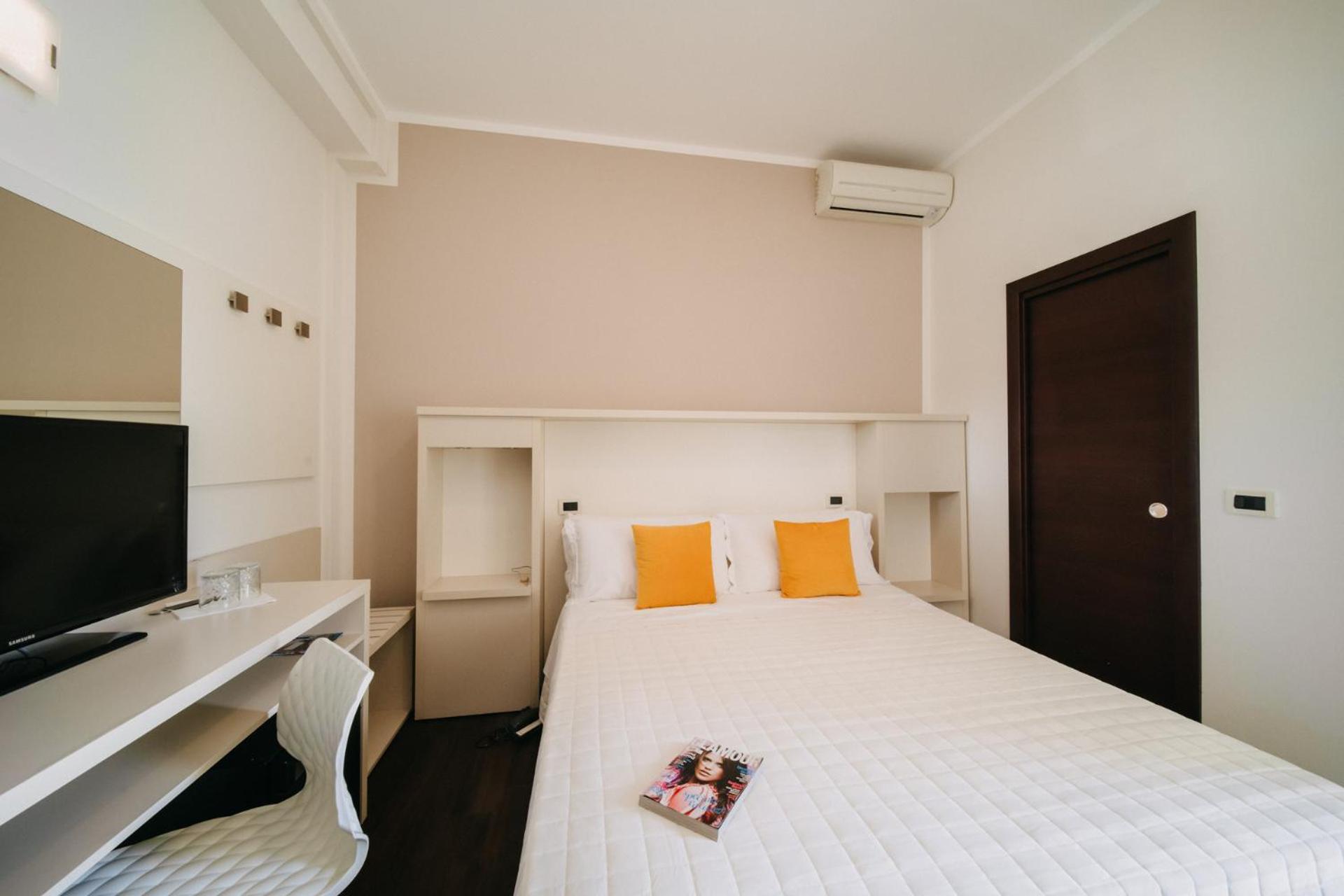 Hotel Lalla Beauty & Relax Cesenatico Luaran gambar