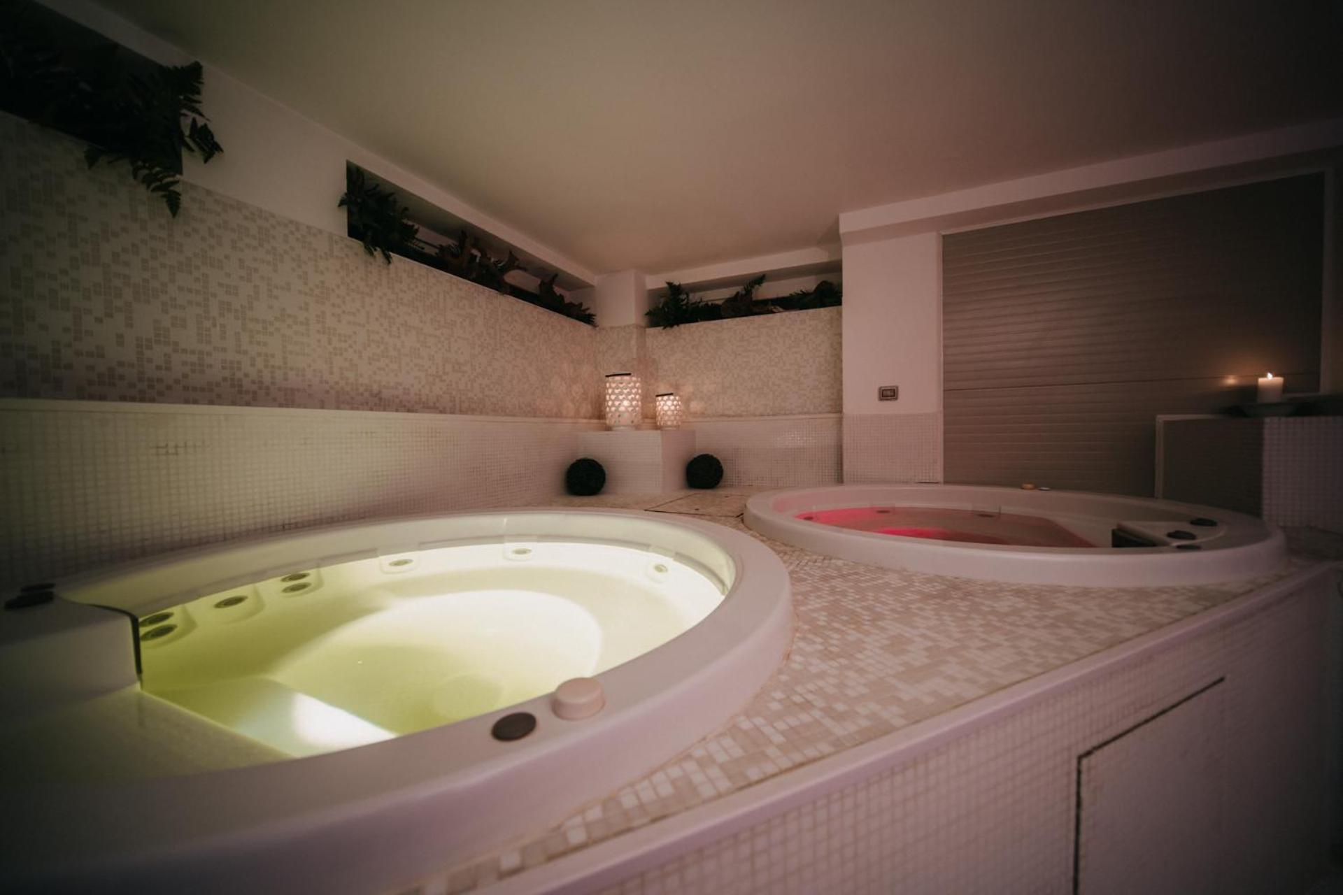 Hotel Lalla Beauty & Relax Cesenatico Luaran gambar